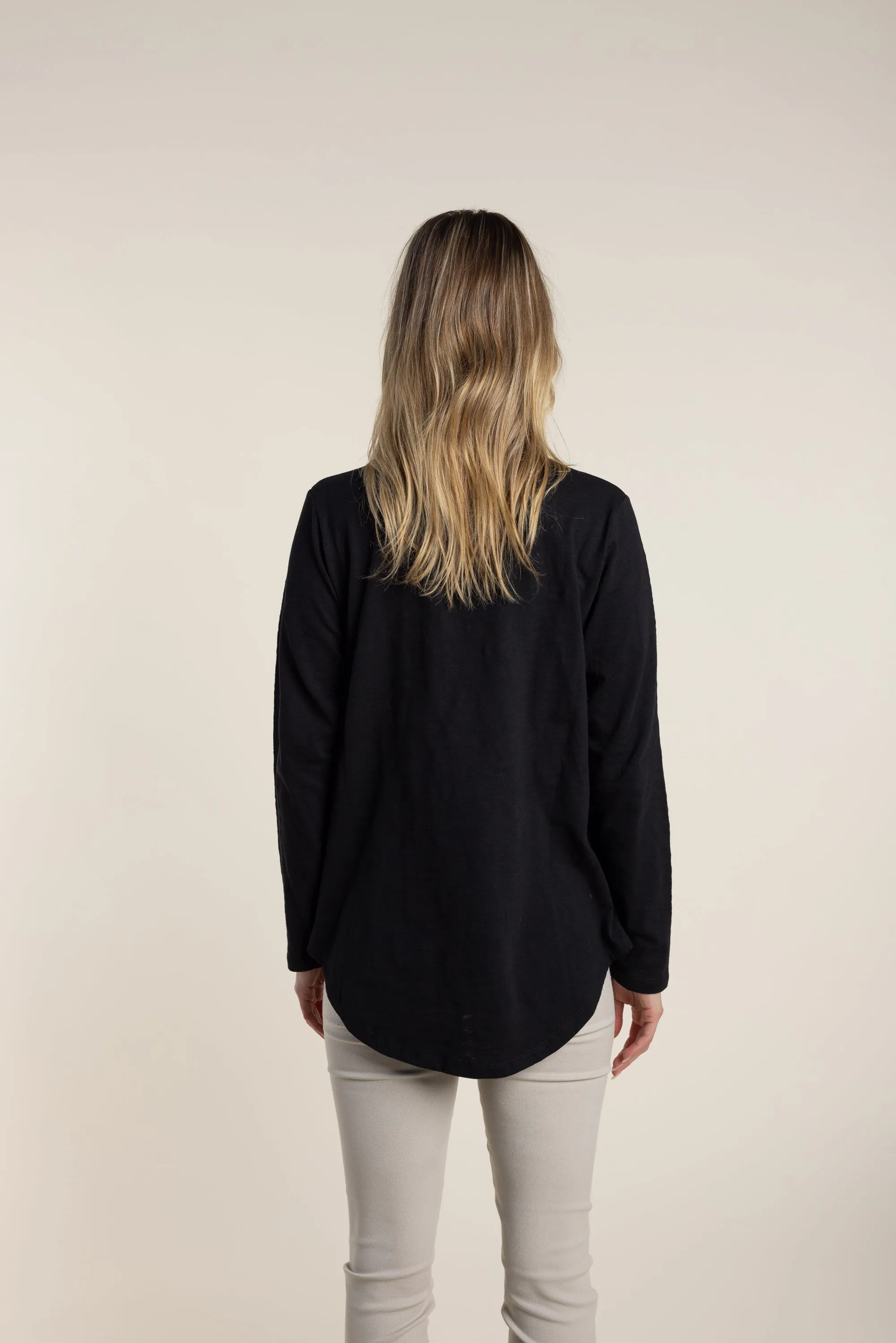 long sleeve v neck tee 2789